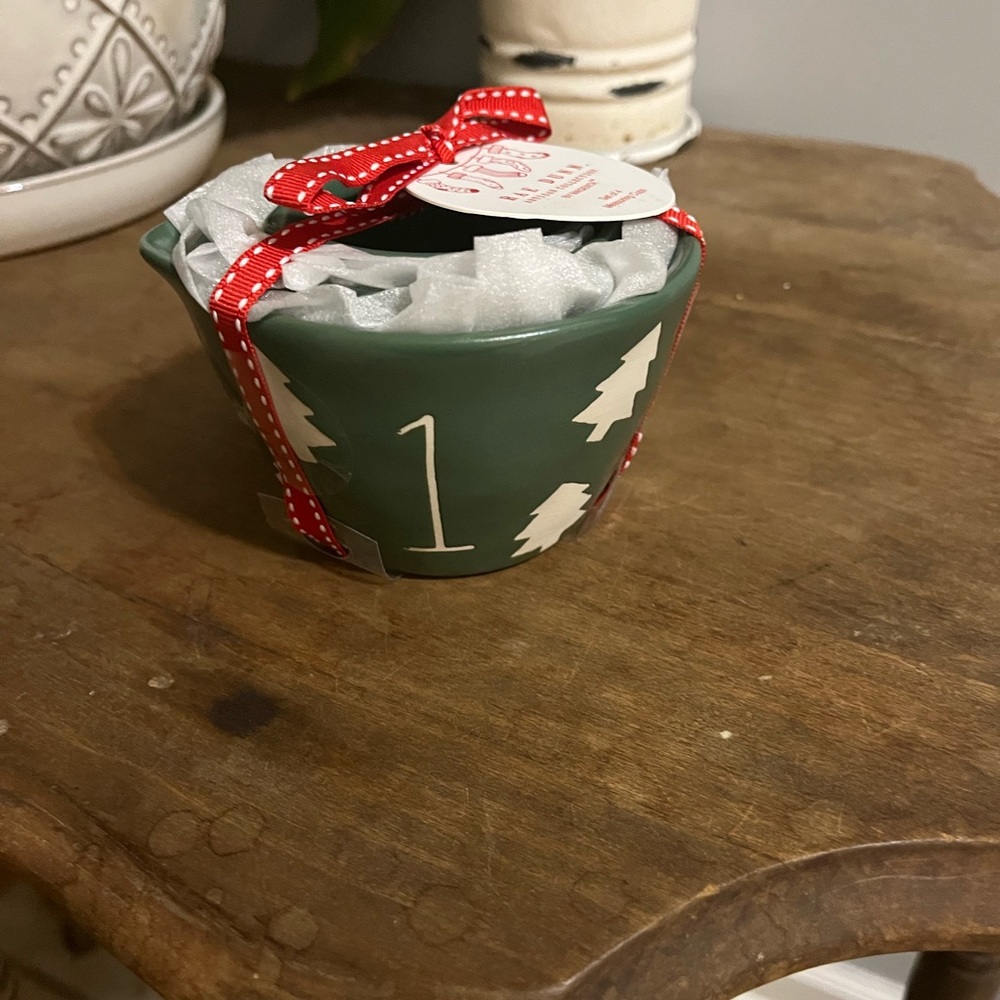 Rae Dunn Green Christmas Tree Measuring Cups